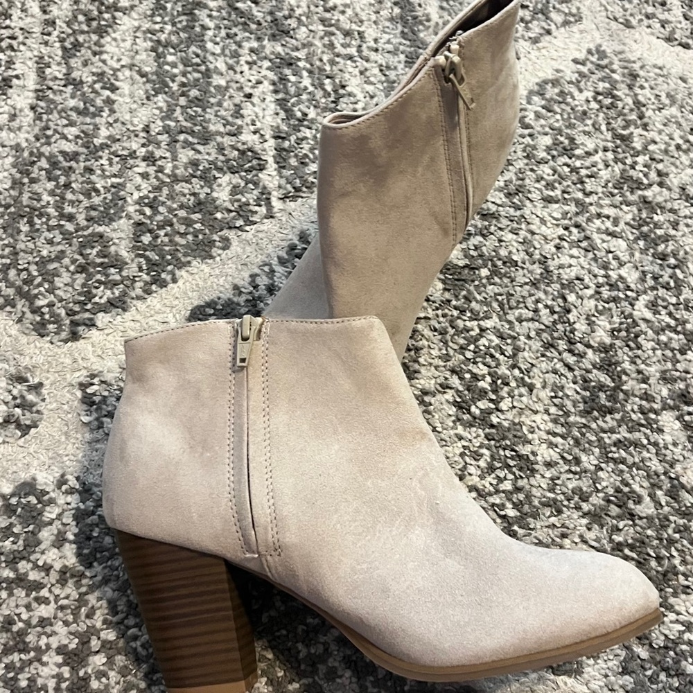 Booties never worn